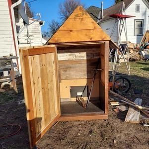 Meet your Posher, Larry